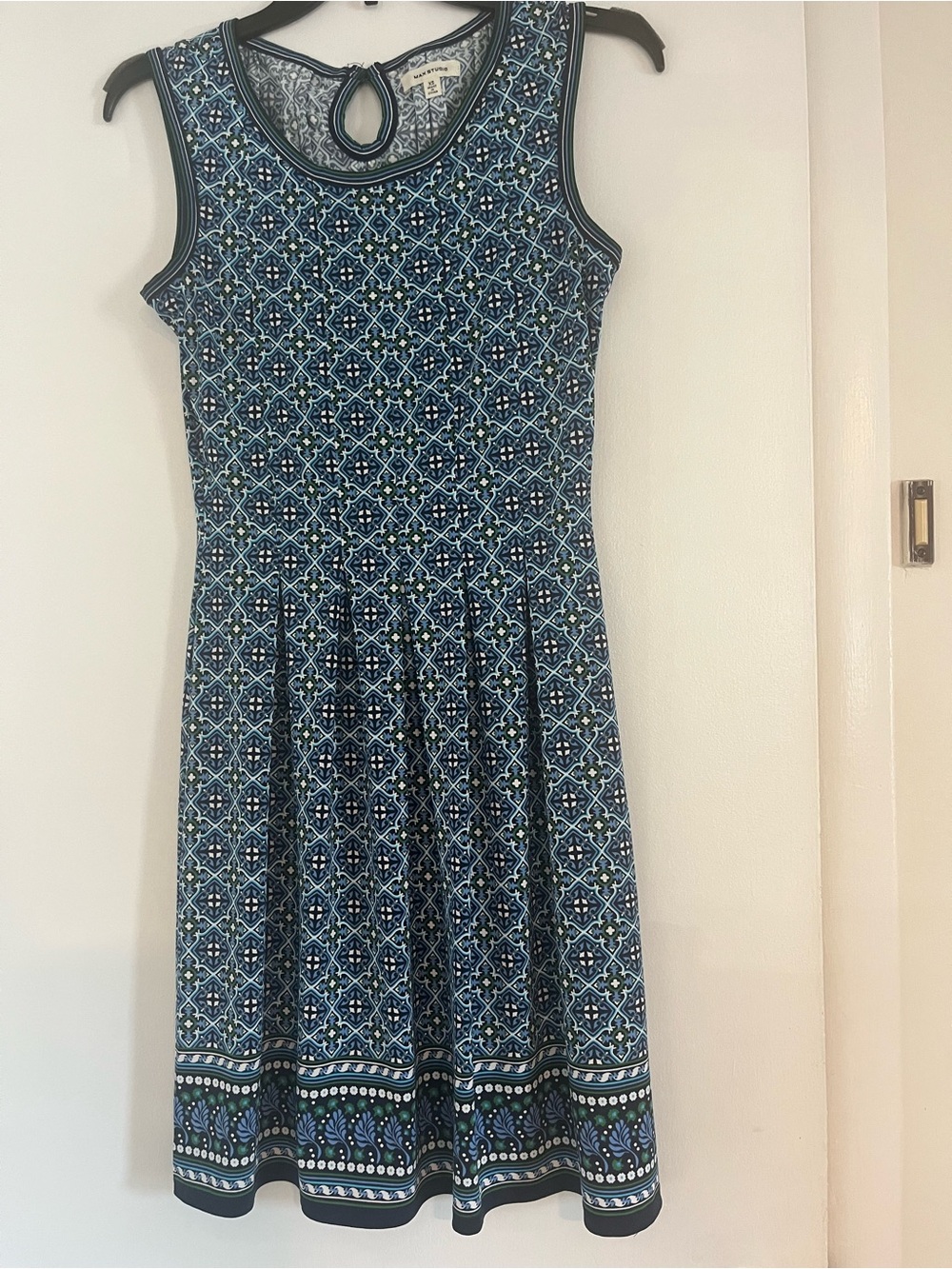 Max Studio Navy and Teal Sleeveless Midi Fit-and-Flare Dress